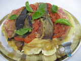 Tarte tatin au rouget, tomate et aubergine