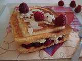 Croque framboises, amandes et chocolat blanc