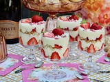 Tiramisu rapide et léger aux fraises