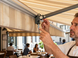 Store banne restaurant : ce que personne ne vous dit avant d’acheter