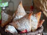 Beignet triangle au sucre