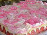 Fraisier crème diplomate déco façon roses cake