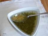 Sauce vinaigrette extra aux herbes et à l’ail