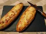 Eggs boats ou petites baguettes garnies aux dernières tomates du jardin