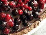 Tarte tout chocolat au coktail de fruits rouges