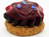 Paris-Brest Cerise Pistache Hibiscus par Le Mandarin Oriental
