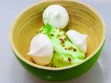 Glace aux Petits pois, shiso et thé matcha, meringue Yuzu