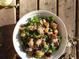 Salade César au kale, aubergine grillée et croûtons de tofu