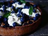 Tarte aux bleuets, amandes, miel et yaourt de brebis