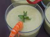 Velouté avocat-coriandre-coco aux crevettes