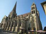 Autun(71) - La Ville Haute et ses Remparts