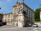 Bar-le-duc(55)-Place de la Couronne