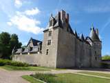 FOUGÈRES-sur-BIÈVRE(41) - Château Forteresse