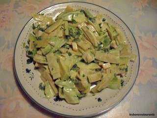 Salade aux pousses de bambou, avocats et pommes