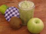 Smoothie vert : kiwi, pomme grany, concombre