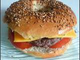 Bagels burgers au guacamole, cheddar et boeuf