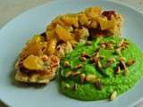 Galettes moelleuses de poulet à la compotée de pêches et purée de petits pois