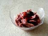 Glace soyeuse aux griottes et cerises au Marasquin