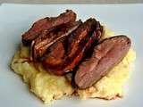 Magret de canard au condiment balsamique au cacao et polenta crémeuse au parmesan