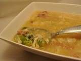 Soupe aux asperges et au crabe