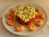 Tartare d'avocat, tomate, pomme verte et crevettes sautées