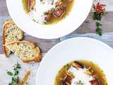 Bouillon de cèpes, champignons de saisons, dés de foie gras snackés & écume de lard fumé