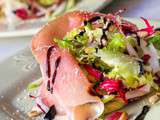 Salade d’endives rouges, pommes Granny et Jambon de Parme