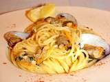 Spaghettis alle vongole ( Spaghettis aux palourdes )