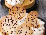 Tarte aux pommes et au caramel au beurre salé & tuiles au grué de cacao