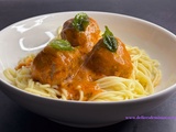 Boulettes au parmesan, sauce cremoso