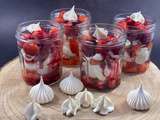 Pavlova aux fruits rouges en verrine