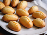 Madeleines pur beurre parfumées à la fleur d’oranger