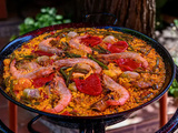 Paella géante : la recette qui met tout le monde d’accord