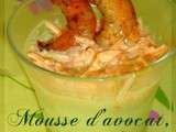 Verrine à la mousse d’avocat, carottes râpées et crevettes