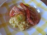 Risotto au safran, tomates jaunes et crevettes