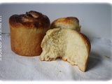 Petites brioches crème raisins