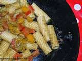 Tortiglioni aux poivrons et au pesto