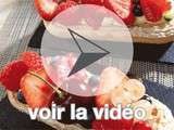 Tartelettes aux fruits rouges sur fond de Dacquoise