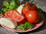 Salade estivale à la tomate