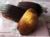 Madeleines en coque de chocolat