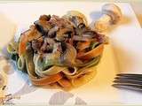 Tagliatelle tricolores aux champignons