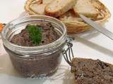 Pâté de champignons, olives et noisettes