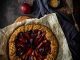 Tarte rustique aux prunes et sarrasin