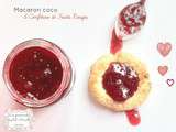 Macaron coco et confiture de fruits rouges