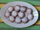 Doughnuts à la confiture de framboises