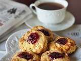 Scones aux cranberries et à la confiture de framboises