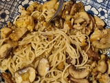 Nouilles chinoises au tofu pimenté et champignons