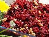 Salade de betteraves rouges crues aux noix