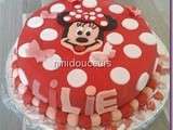 Gâteau Minnie ( ganache kinder)