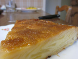 Gâteau invisible caramélisé aux pommes